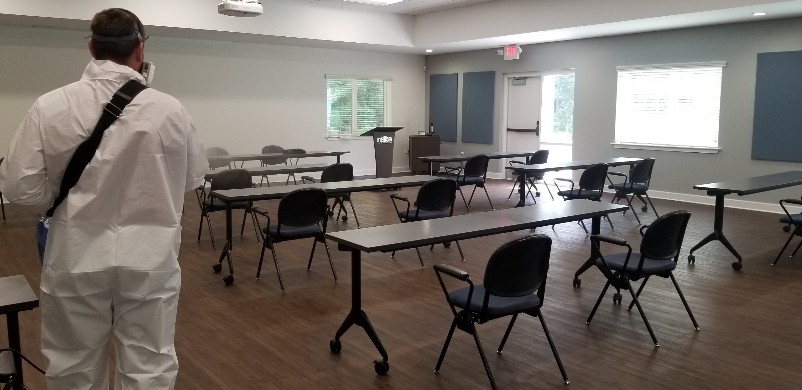 Commercial sanitizing services